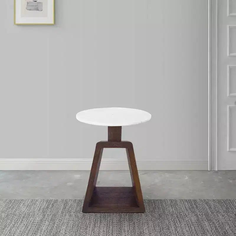 Table d'appoint avec plateau rond en véritable marbre blanc et base en bois de manguier fabriquée à la main