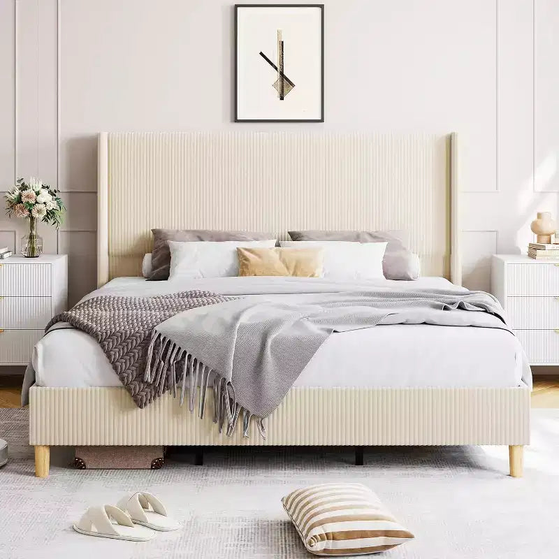 Lit plateforme double en velours côtelé beige avec tête de lit capitonnée à oreilles, aucun sommier tapissier requis