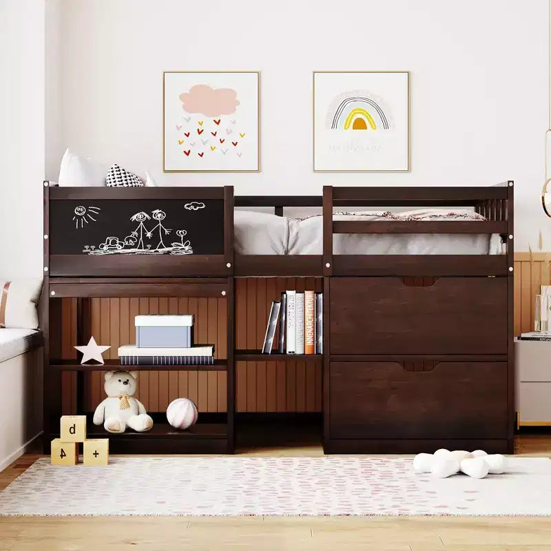 Lit mezzanine bas avec bureau roulant et étagères de rangement, lits superposés en bois de taille double avec 2 tiroirs et tableau noir pour enfants