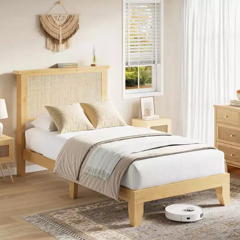 Cadre de lit en rotin, tête de lit de rangement naturelle avec lumières, pieds de support en bois et lattes silencieuses, pas de sommier tapissier, sans bruit, assemblage facile