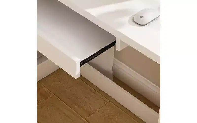 Bureau informatique avec meuble vitré et éclairage LED intégré, bureau d'angle en L, doté de ports de chargement USB et d'un tiroir pour clavier, blanc