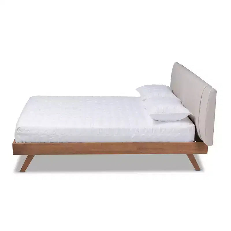 Lit plateforme King en noyer avec tête de lit capitonnée, beige